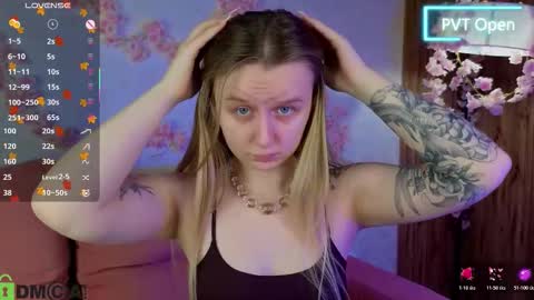 Katrina Bail online show from November 2025 01:15:01 AM