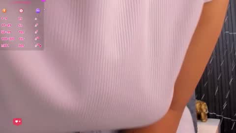 Keyla online show from October 2025 07:11:02 PM