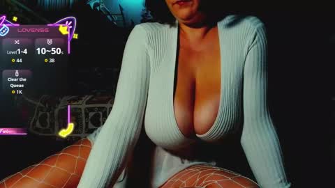 KatrineDenev online show from October 2025 08:39:01 PM