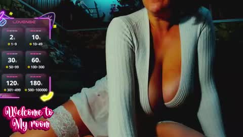 KatrineDenev online show from October 2025 09:03:02 PM