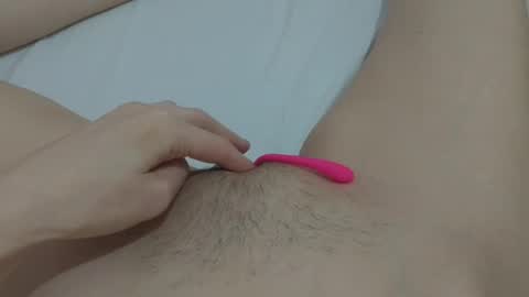 Snapshot of katrinna_arinna chatting on January 2025 10:31:01 AM katrina dont forget to give me thumbs up online show from January 2025 10:31:01 AM