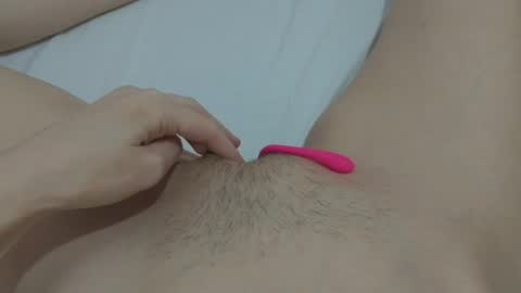 Snapshot of katrinna_arinna chatting on January 2025 05:45:02 AM katrina dont forget to give me thumbs up online show from January 2025 05:45:02 AM