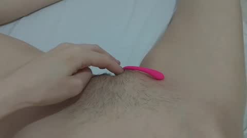 Snapshot of katrinna_arinna chatting on January 2025 10:06:02 AM katrina dont forget to give me thumbs up online show from January 2025 10:06:02 AM