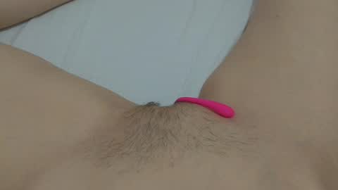 Snapshot of katrinna_arinna chatting on January 2025 11:32:01 AM katrina dont forget to give me thumbs up online show from January 2025 11:32:01 AM