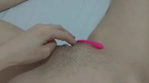 Snapshot of katrinna_arinna chatting on January 2025 12:13:01 AM katrina dont forget to give me thumbs up online show from January 2025 12:13:01 AM