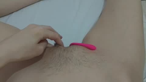 Snapshot of katrinna_arinna chatting on January 2025 12:38:01 PM katrina dont forget to give me thumbs up online show from January 2025 12:38:01 PM