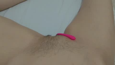 Snapshot of katrinna_arinna chatting on January 2025 01:56:02 AM katrina dont forget to give me thumbs up online show from January 2025 01:56:02 AM