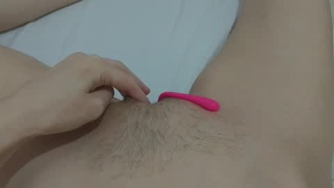 Snapshot of katrinna_arinna chatting on January 2025 09:17:01 AM katrina dont forget to give me thumbs up online show from January 2025 09:17:01 AM