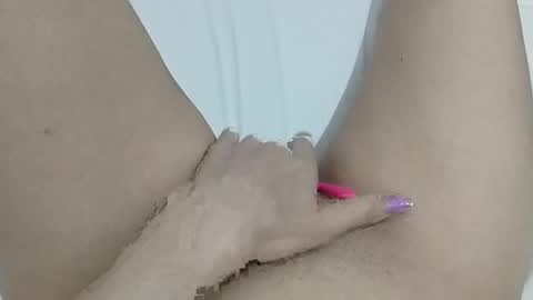 Snapshot of katrinna_arinna chatting on December 2025 06:56:02 PM katrina dont forget to give me thumbs up online show from December 2025 06:56:02 PM