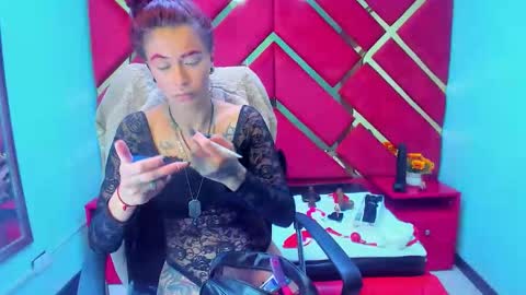 Snapshot of kattalella_luck chatting on November 2025 03:41:01 AM kattalella luck online show from November 2025 03:41:01 AM