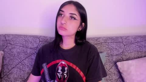 Snapshot of kattengel_ chatting on May 2026 01:14:01 AM Kat online show from May 2026 01:14:01 AM