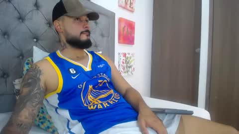 Snapshot of katteysweet chatting on February 2025 03:22:01 AM kattey and handsomen online show from February 2025 03:22:01 AM