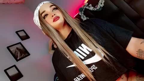 Snapshot of kattie_sweet_ chatting on October 2025 10:39:01 PM kattie_sweet_ online show from October 2025 10:39:01 PM