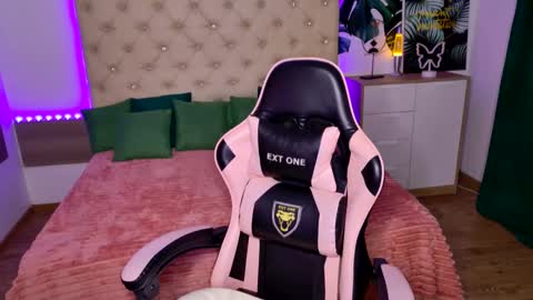 KattieSims online show from March 2025 02:45:01 AM