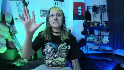 Snapshot of kattx_ chatting on May 2026 02:49:02 AM kattx independent model online show from May 2026 02:49:02 AM