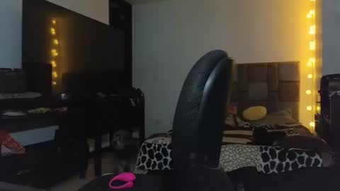 Luu sell online show from January 2025 03:18:02 AM