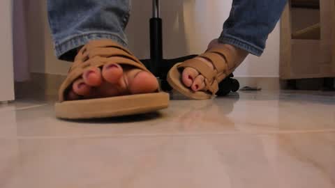 Katty online show from March 2026 08:36:02 PM