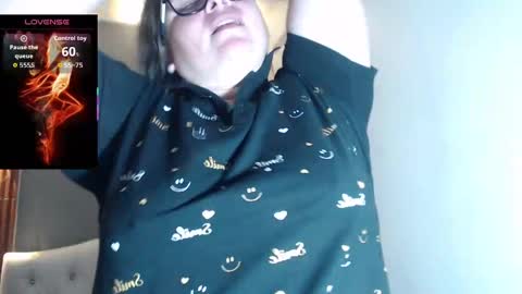 katty online show from November 2025 12:38:01 PM