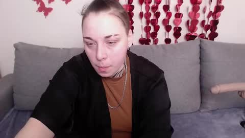 Katty online show from February 2025 08:22:01 PM