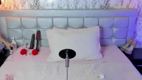 Snapshot of kattyskinnyy chatting on February 2026 02:54:02 PM Katty online show from February 2026 02:54:02 PM