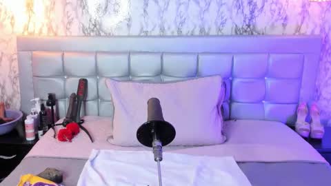 Katty  online show from March 2026 11:27:01 AM