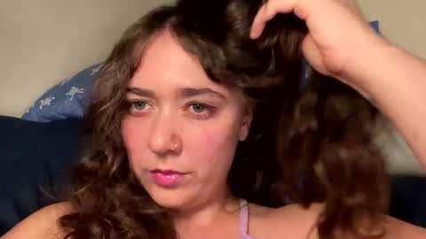 Snapshot of katxxgolding chatting on December 2025 08:12:01 AM Princesse Kat online show from December 2025 08:12:01 AM