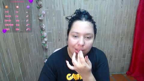 Snapshot of katy2425 chatting on November 2025 03:05:02 AM Katy online show from November 2025 03:05:02 AM