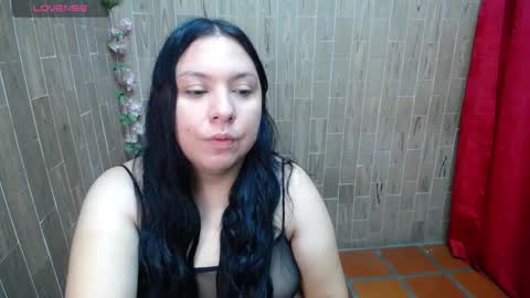 Snapshot of katy2425 chatting on December 2025 04:43:02 AM Katy online show from December 2025 04:43:02 AM