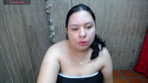 Snapshot of katy2425 chatting on December 2025 12:27:01 AM Katy online show from December 2025 12:27:01 AM