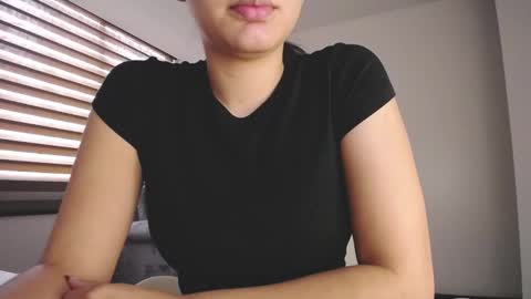 Snapshot of katy_18_pocahontas chatting on December 2024 05:44:02 PM K a t y online show from December 2024 05:44:02 PM