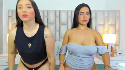 Snapshot of katy_and_paola chatting on October 2025 07:57:02 PM katy blonde girl and paola big boobs online show from October 2025 07:57:02 PM
