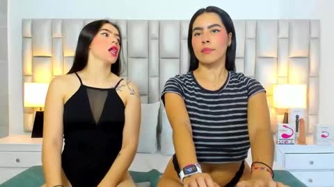 Snapshot of katy_and_paola chatting on February 2026 07:58:02 PM katy blonde girl and paola big boobs online show from February 2026 07:58:02 PM