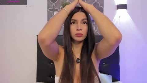 Snapshot of katy_babyg chatting on May 2026 12:54:02 PM Katy 3 online show from May 2026 12:54:02 PM