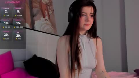 Snapshot of katy_bliss chatting on November 2025 08:28:02 AM katy_bliss online show from November 2025 08:28:02 AM