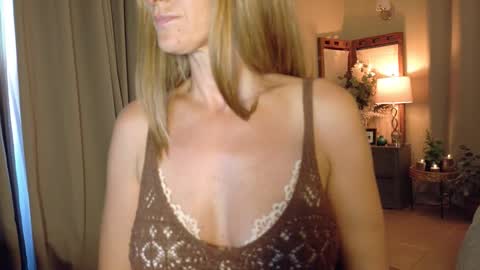 Katy online show from April 2026 11:18:02 PM