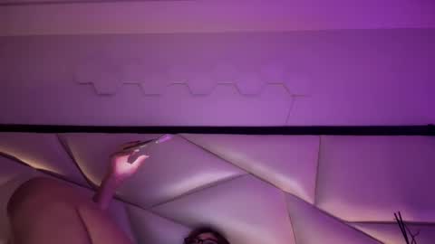 Snapshot of katy_monrroy chatting on November 2025 02:01:02 AM Emily online show from November 2025 02:01:02 AM