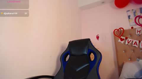 Snapshot of katy_van chatting on February 2025 11:43:02 AM Katy Van online show from February 2025 11:43:02 AM