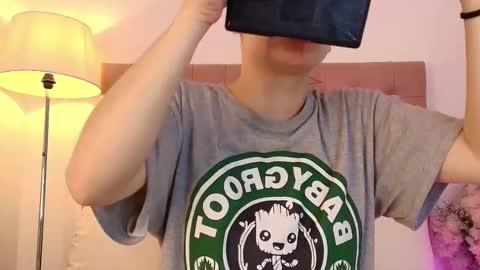 Snapshot of katy_van chatting on February 2025 05:24:02 AM Katy Van online show from February 2025 05:24:02 AM