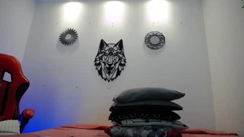 Snapshot of katy_van chatting on November 2025 09:18:01 PM Katy Van online show from November 2025 09:18:01 PM