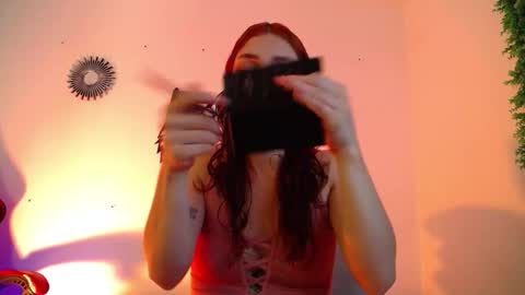 Snapshot of katy_van chatting on November 2025 09:30:02 PM Katy Van online show from November 2025 09:30:02 PM