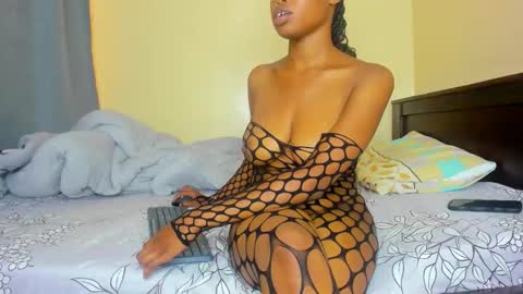 Snapshot of katy_washington chatting on November 2025 08:52:02 AM Katy online show from November 2025 08:52:02 AM