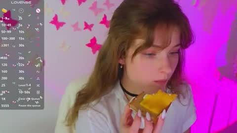 Snapshot of katyaa_lover chatting on January 2026 04:32:01 PM Katya online show from January 2026 04:32:01 PM