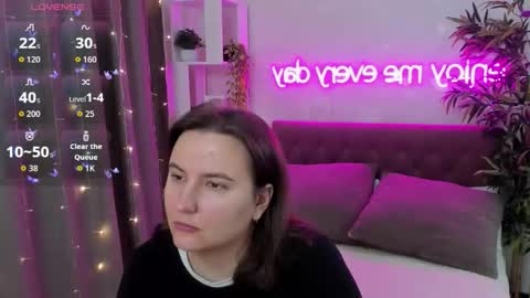 Kate online show from November 2025 06:35:01 AM