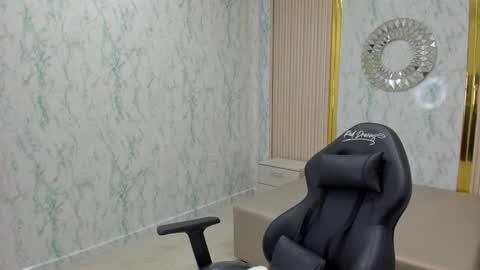 KatyBlondee  online show from November 2025 03:01:01 AM