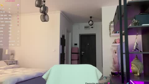 Katy online show from March 2026 07:03:01 PM