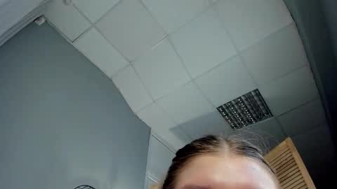 katymeaw online show from February 2026 06:22:01 AM