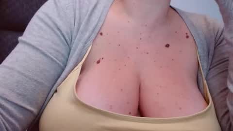 Katy online show from October 2025 06:26:01 AM