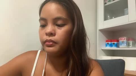 KawaiiMel online show from May 2026 04:40:01 AM