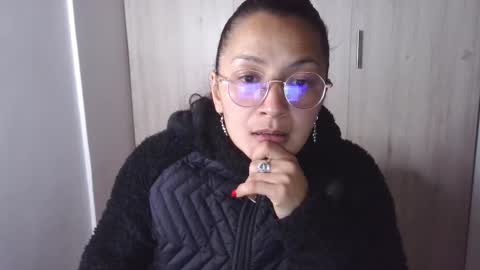  Khawit  online show from February 2025 09:32:01 PM
