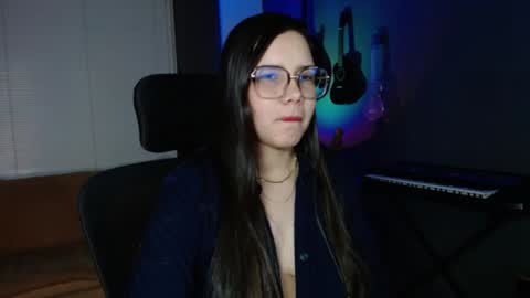 Kay online show from December 2024 02:41:02 AM